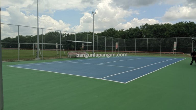 Lapangan Tenis